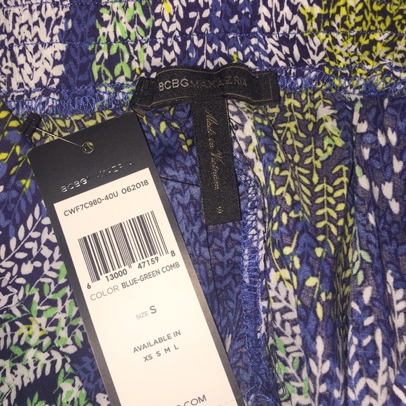 🆕 BCBGMAXAZRIA shorts - Picture 2 of 7